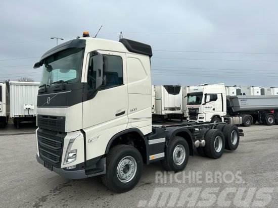 Volvo FH500 FAHRGESTELL 8X4 ,RETARDER, ACHSLIFT, Anders