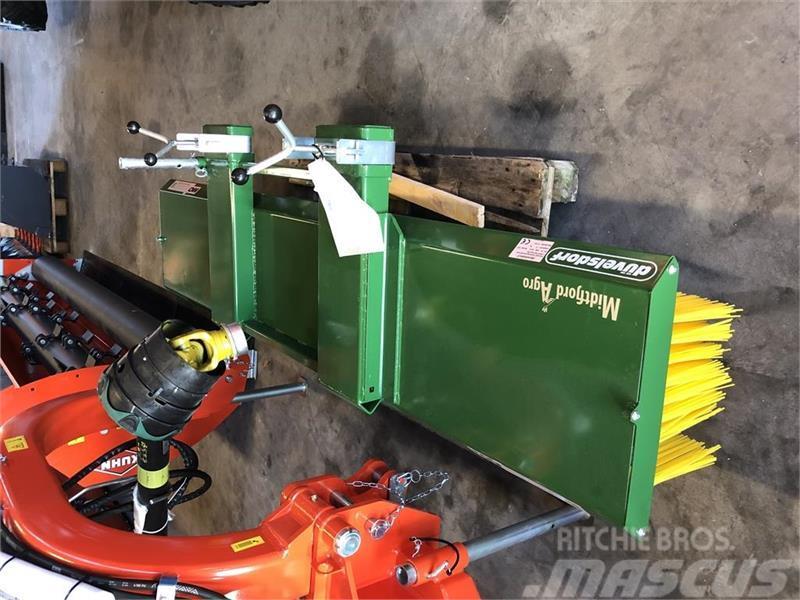Düvelsdorf Kost til pallegafler, 225 cm Overige accessoires voor tractoren