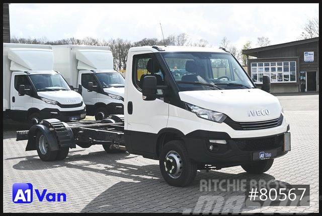 Iveco Daily 70C21 Fahrgestell, Automatik, Klima, Tempo Chassis met cabine