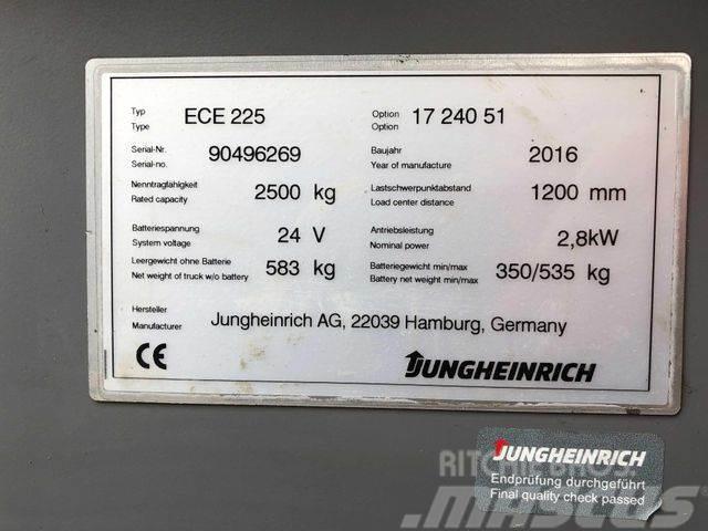 Jungheinrich ECE 225 - 2.400MM GABELN - BJ.2016 Anders