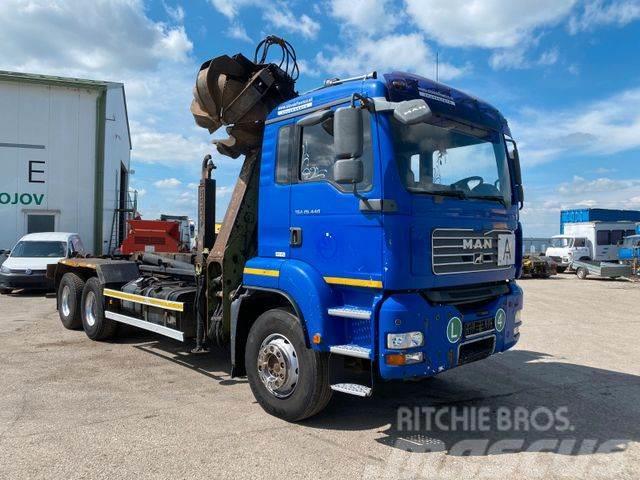 MAN TGA 26.440 6X4 for containers with crane vin 874 Vrachtwagen met containersysteem