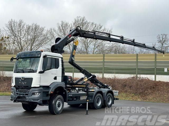 MAN TGS 33.440 6x6 BB Abrollkipper+Kran Hiab 228-6 Vrachtwagen met containersysteem