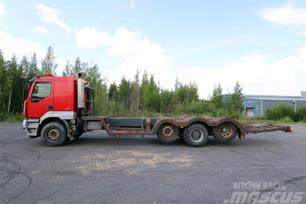 Sisu E11 420 Metsäkoneritilä Vrachtwagens voor bosbouwmachines