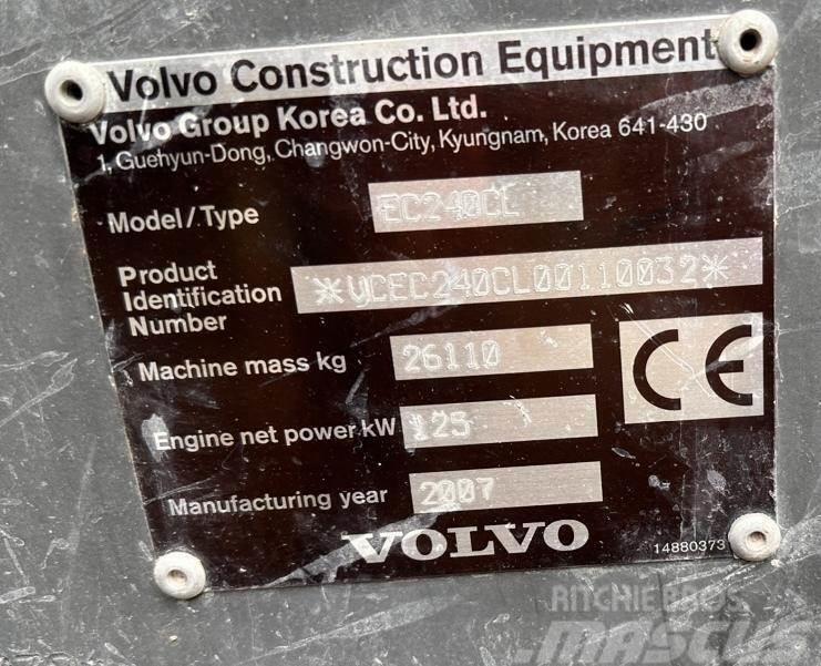 Volvo EC 240 CL Rupsgraafmachines