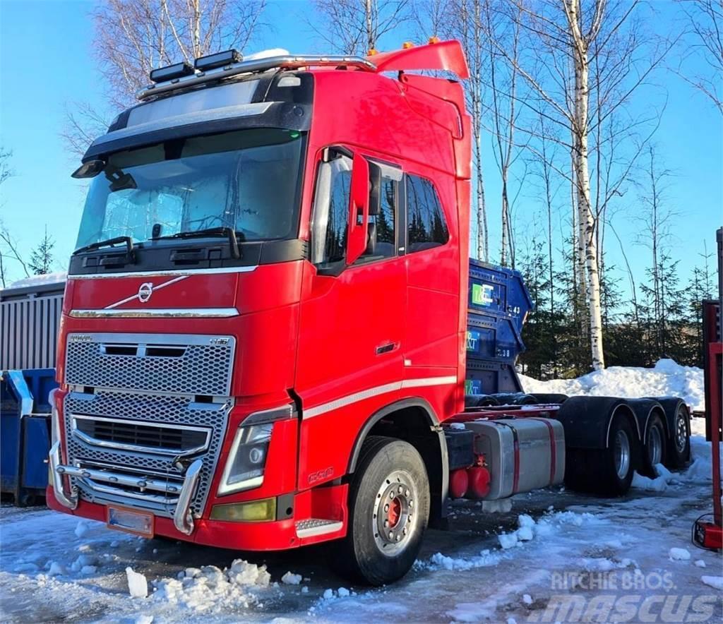 Volvo FH16 8x4 Chassis met cabine