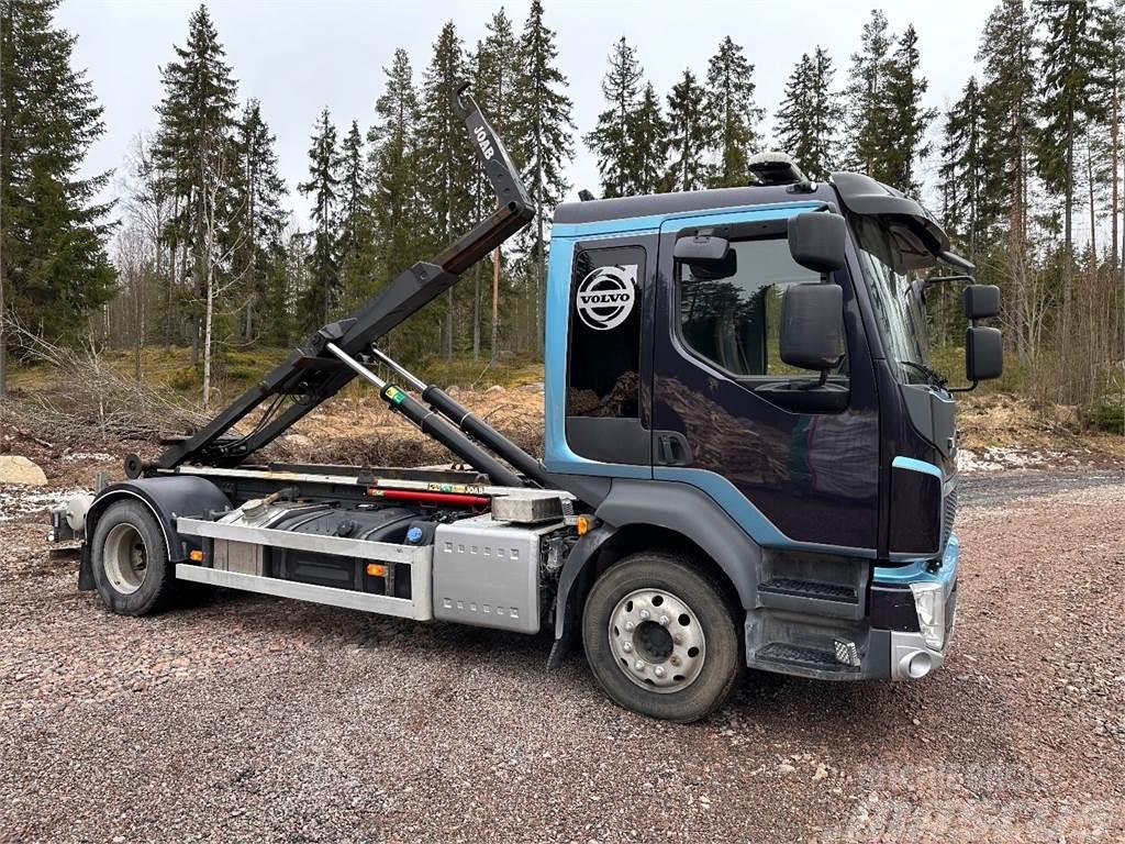 Volvo FL 250 Vrachtwagen met containersysteem
