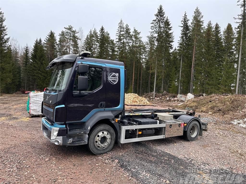 Volvo FL 250 Vrachtwagen met containersysteem