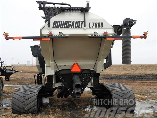 Bourgault L7800 Zaaicombinaties
