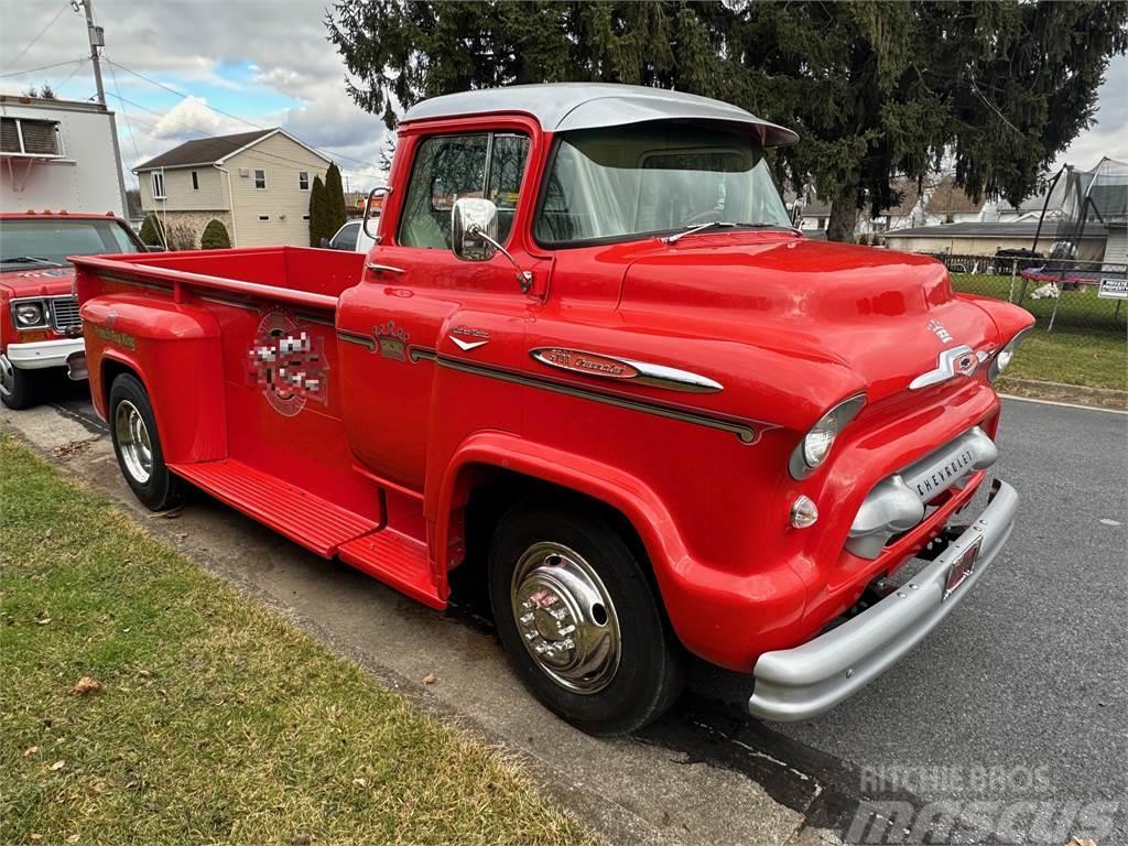 Chevrolet 5700 Dually Anders