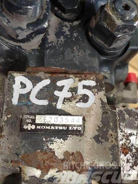 Komatsu PC 75 Hydraulics
