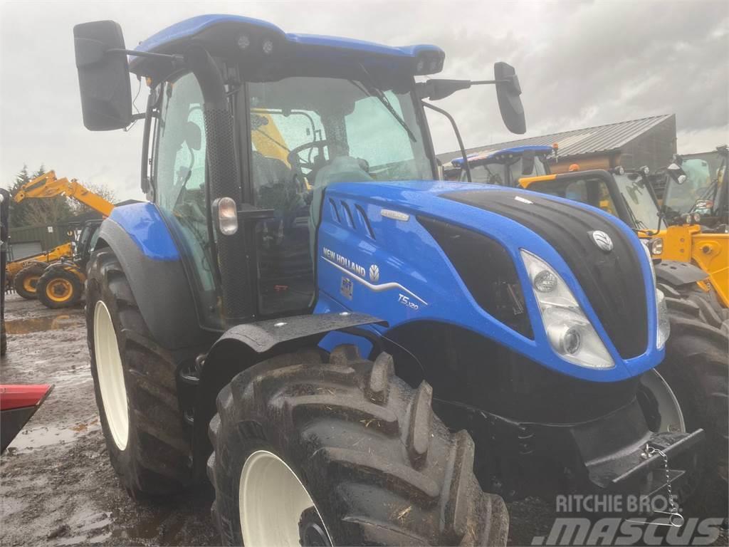 New Holland T5.120 Dynamic Command Tractoren