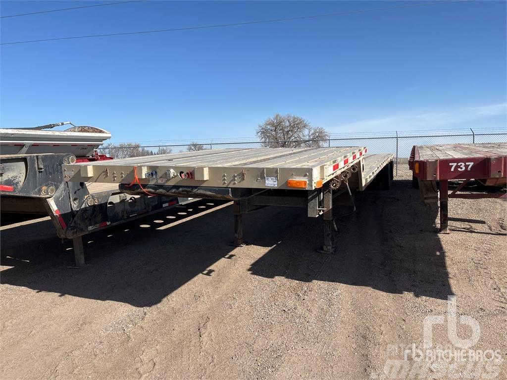 Transcraft 48 ft T/A Spread Axle Diepladers