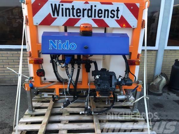 Nido CSP1000 VCL Zand- en zoutstrooimachines