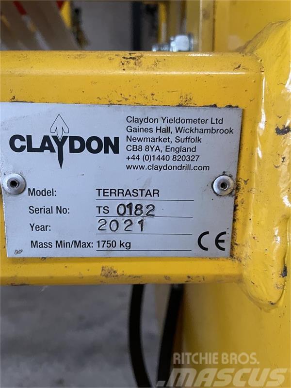 Claydon Terrastar 6m, Spaderulleharve med APV spreder. Eggen