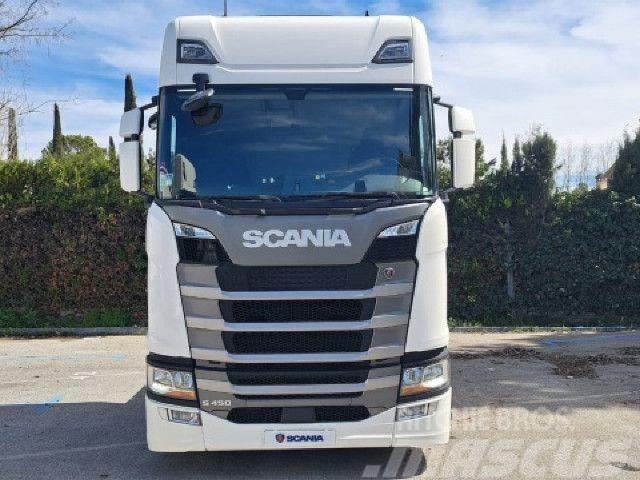 Scania S 450 A4x2NA Trekkers