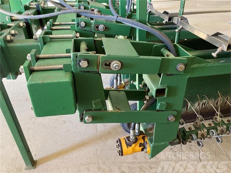  - - -  Christiaens Agro Systems - Rotorstrigle Anders